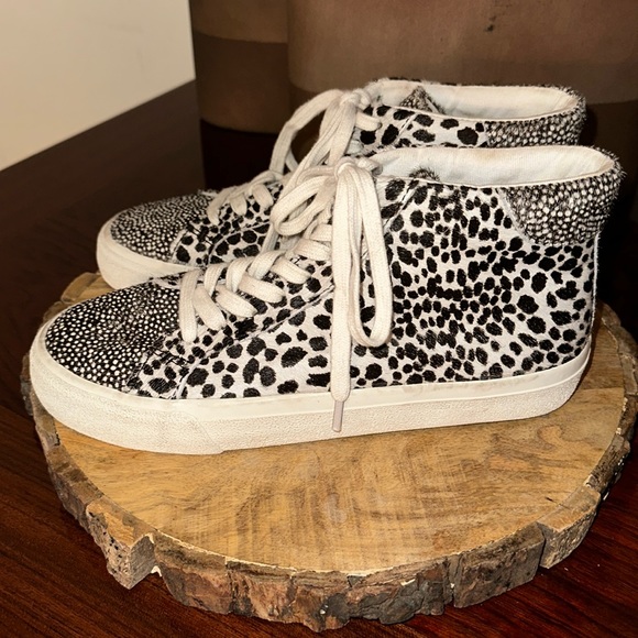 Madewell *NWOB* Unisex Sidewalk High-Top Sneakers in Spotted Calf Hair - Picture 1 of 9